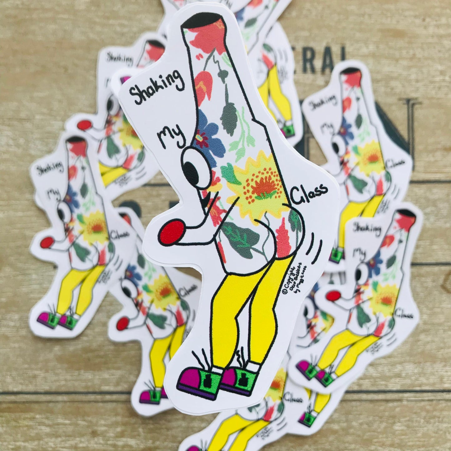 Shaking My Glass - Funny Dancing Bottle Sticker 10x6cm