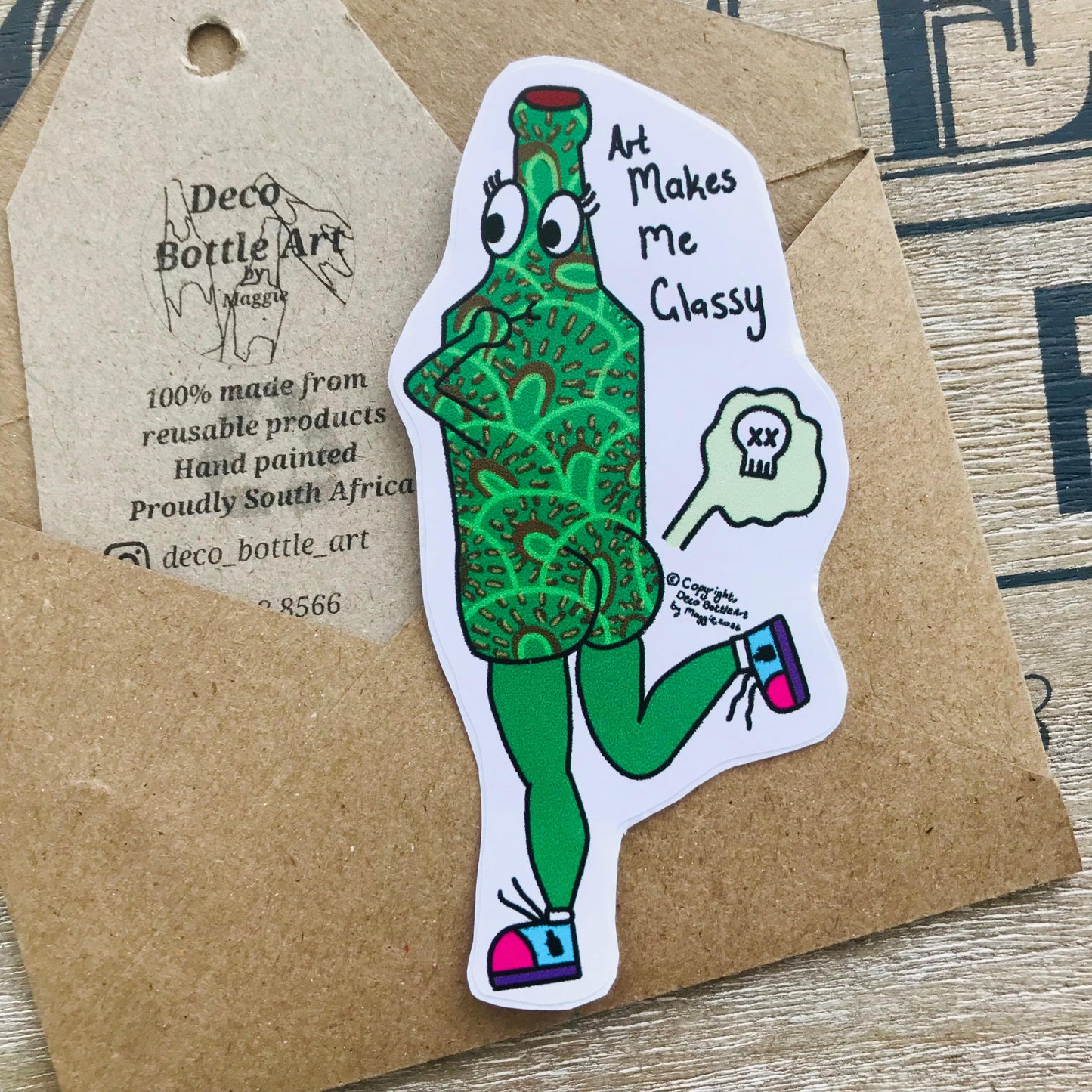 Art Makes Me Glassy - Funny Creative Bottle Sticker 10x5cm
